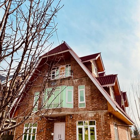 Al Jalal Resort Srinagar  Ngoại thất bức ảnh