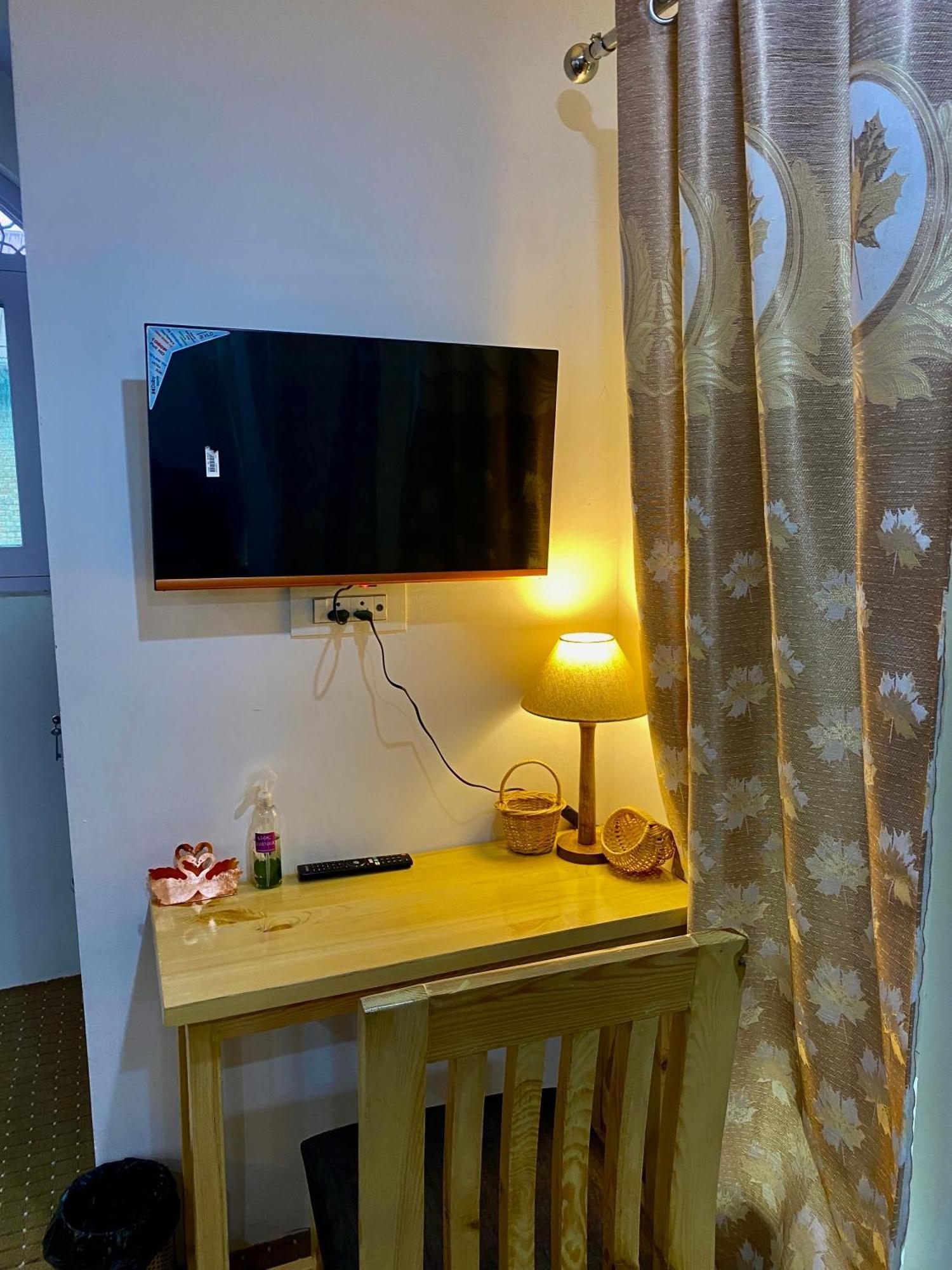 Al Jalal Resort Srinagar  Ngoại thất bức ảnh