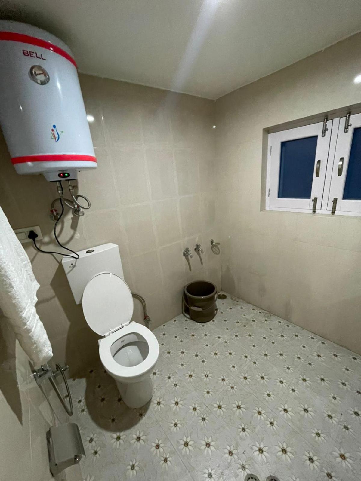 Al Jalal Resort Srinagar  Ngoại thất bức ảnh
